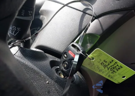 2008 Honda Accord 2.4 Lx z USA, uszkodzony, nr VIN JHMCP26378C074868